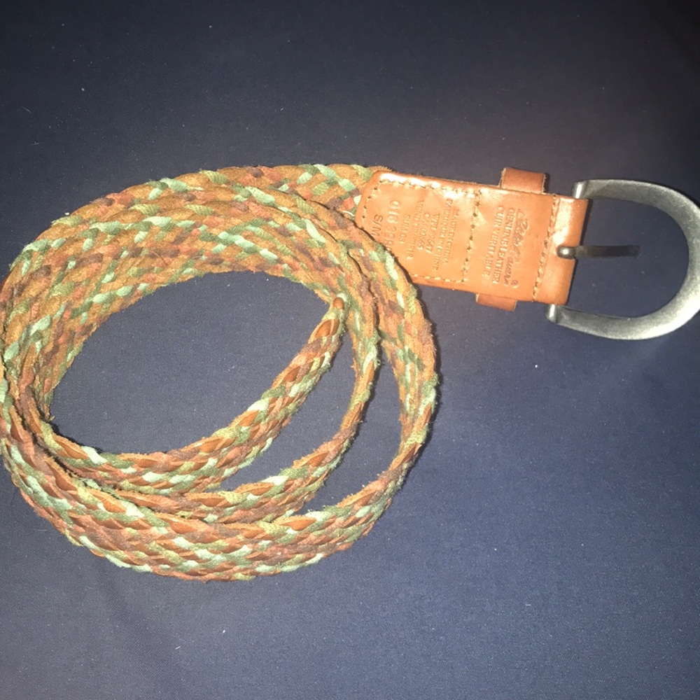 Eddie Bauer genuine leather belt